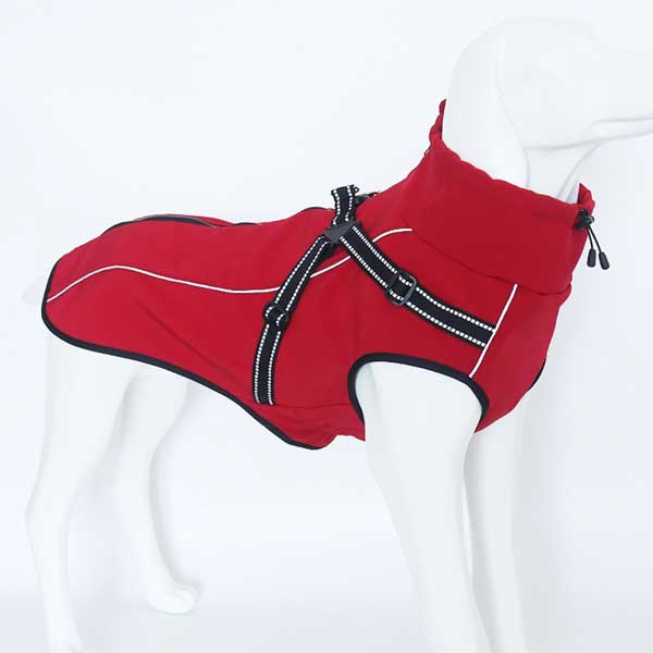 Manteau chien avec harnais intégré