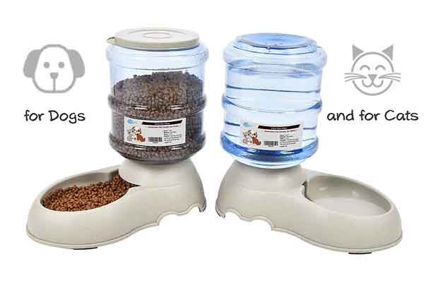 lot distributeurs croquettes et eau